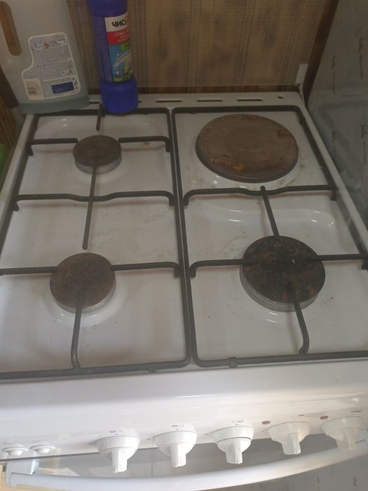Продам газ плиту