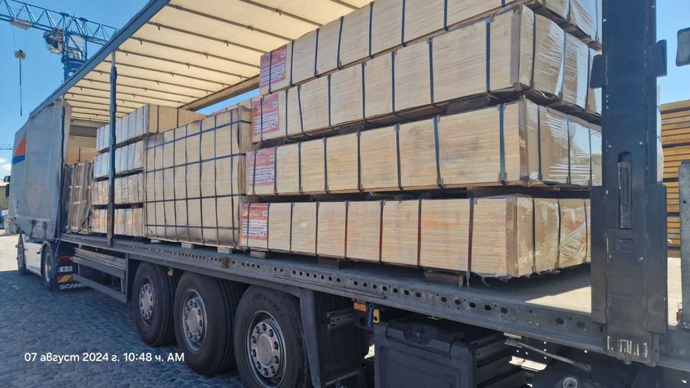 Брезов строителен (хидрофобен) шперплат, 2500/625/21 мм, 30-40 цикъла