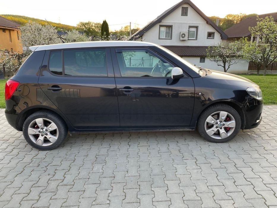 SKODA Fabia 2011 — imagine 4