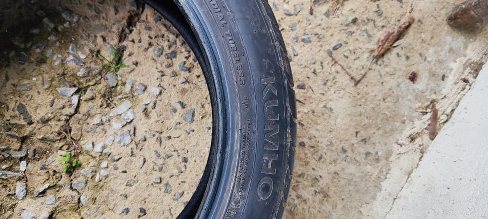 Гуми 255.45.20 киmho-davanti