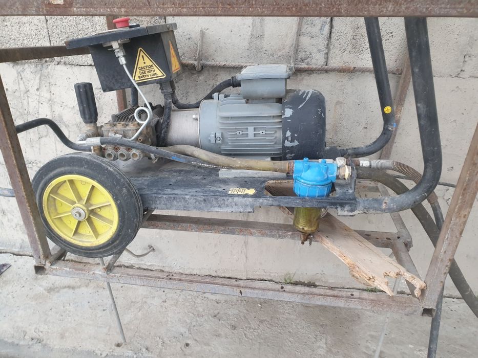 Karcher kanpirestir pena bochka pilisos sotiladi