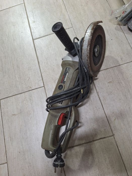 Болгарка б у в отличном состоянии