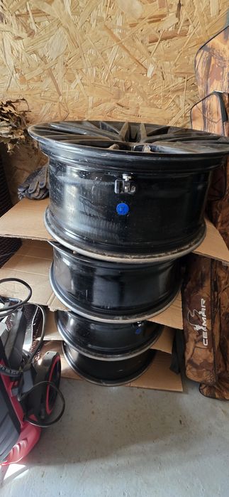 Диски тойота,5.114,3