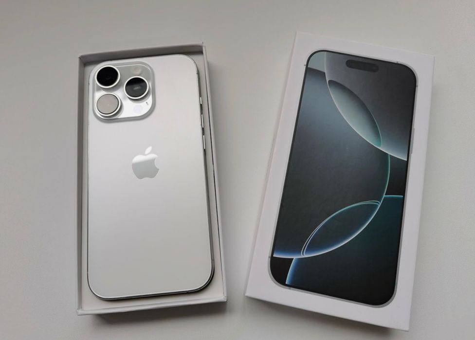 Айфон 16 про макс с гарантией