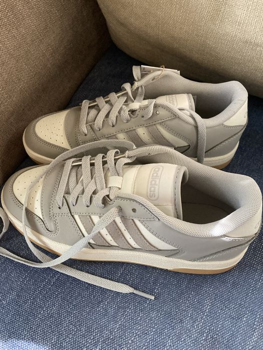 Adidas кроссовки, новые. Оригинал