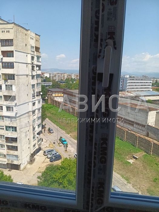 3-стаен в София-Света Троица площ 103