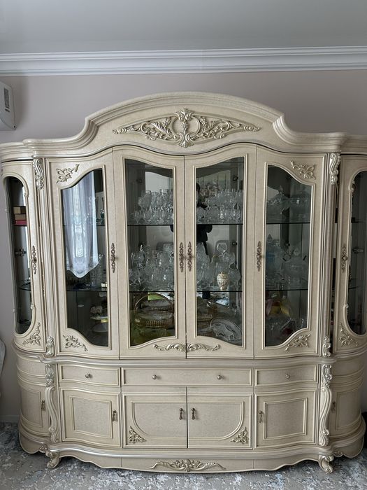 Витрина для зала