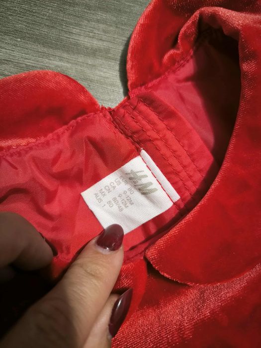 Бебешки  дрехи .