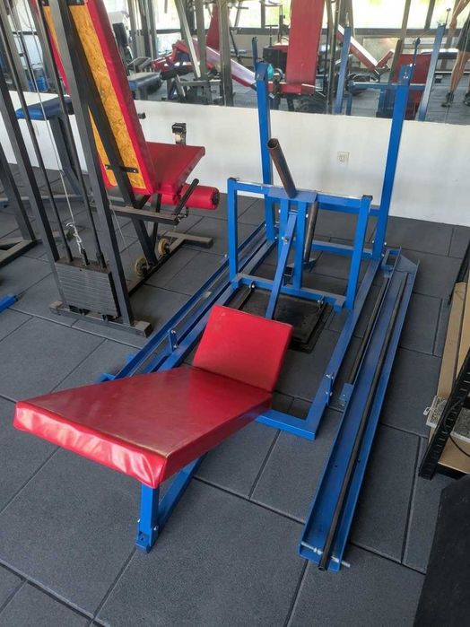 Професионални дъмбели BodyMax 660 кг + стойка, лег преса, колело и успоредка