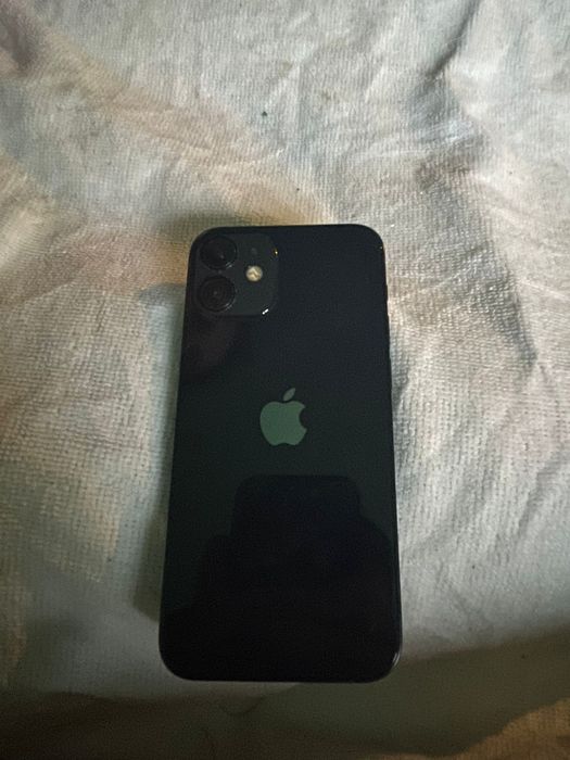 Vând urgent iPhone 12 mini Black