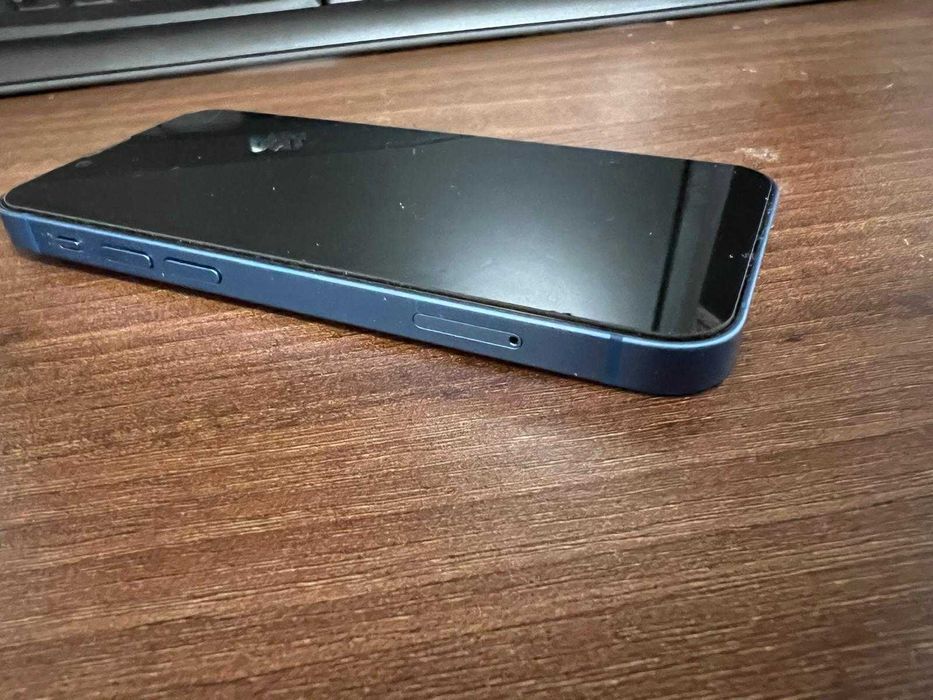 iPhone 13 mini 256 GB albastru impecabil