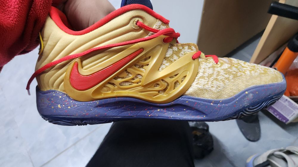 Кроссовки NIKE Olympic Gold Medal