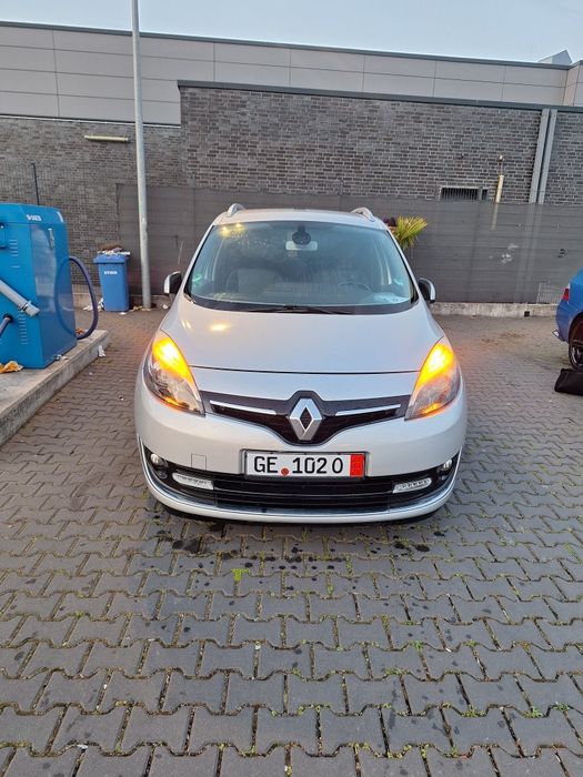 Renault grand scenic