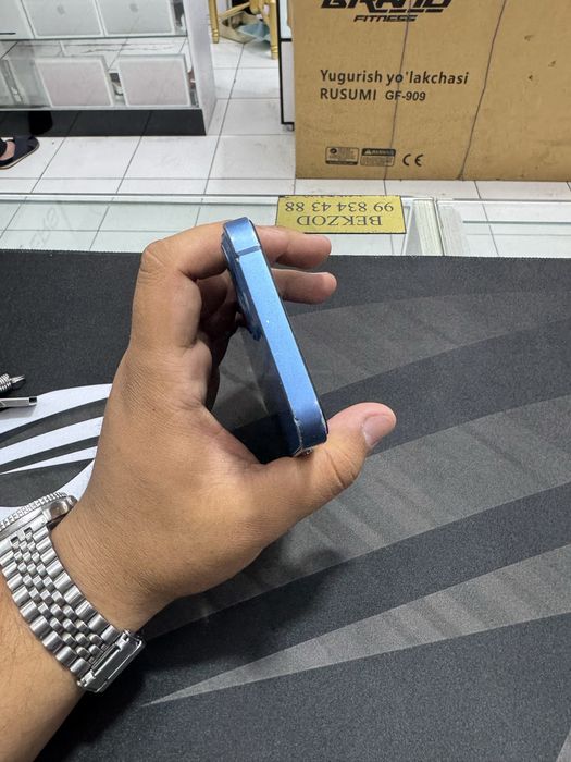 Iphone 13  HN/A 128Gb