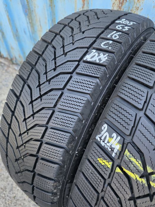 Anvelope Iarnă 205.65.16 C uri Bridgestone An 2024