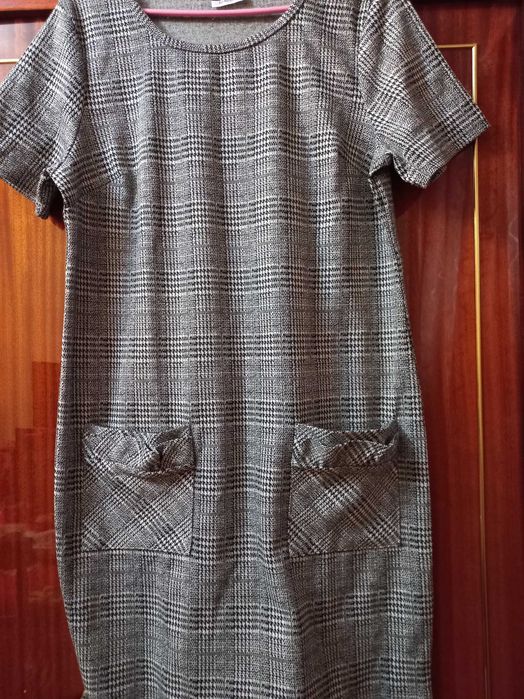 Rochie de zi/ birou - marimea 40