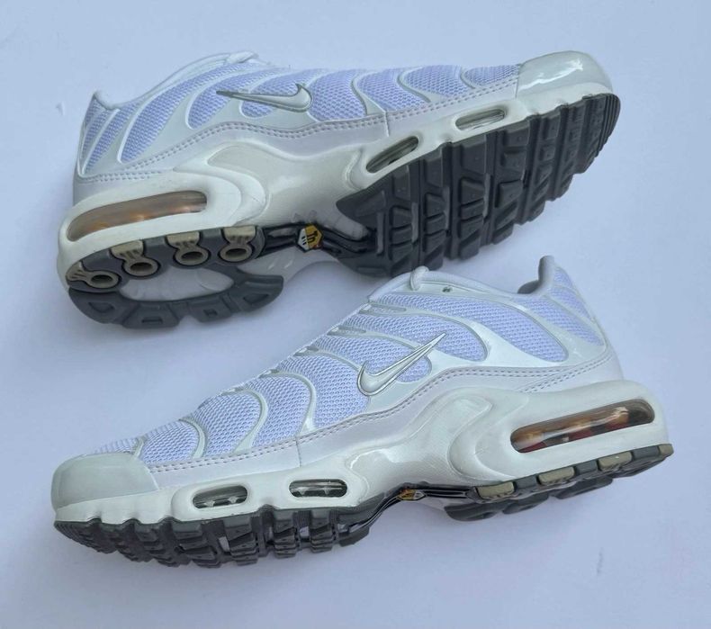 Nike Air Max TN Triple White