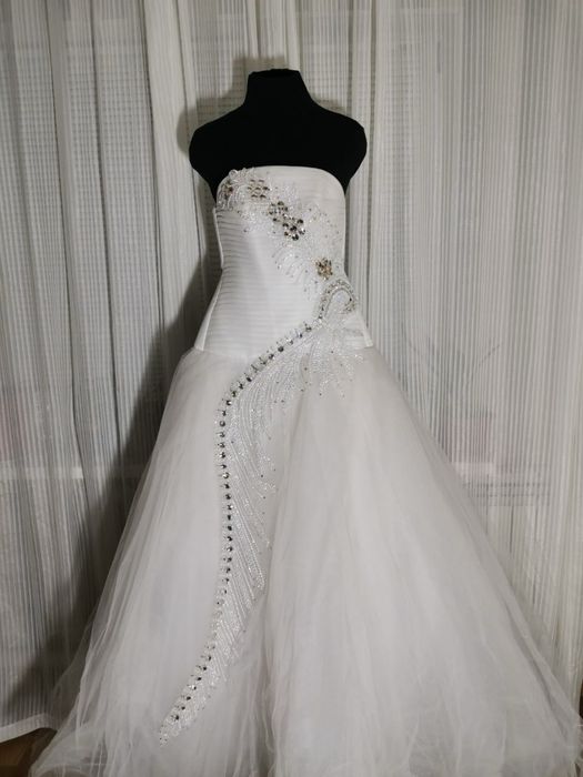 Распродажа свадебных платьев