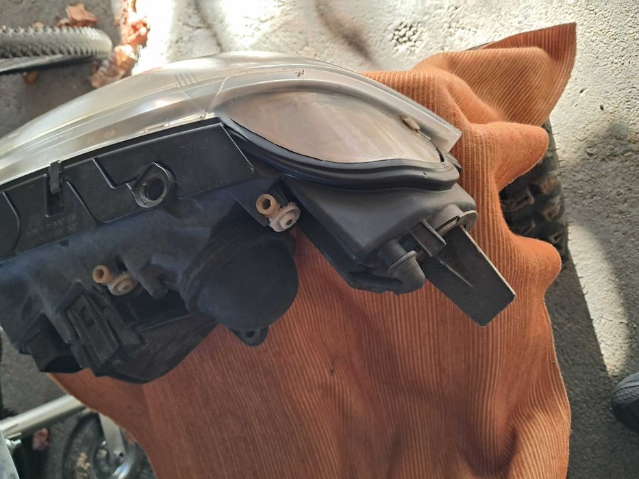 Фар a vw passat b5.5