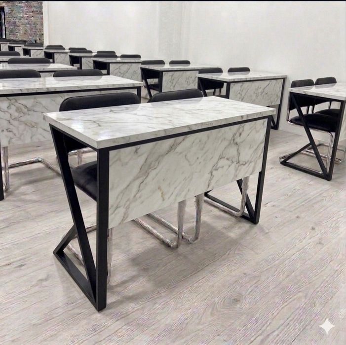 Stol ofisniy loft