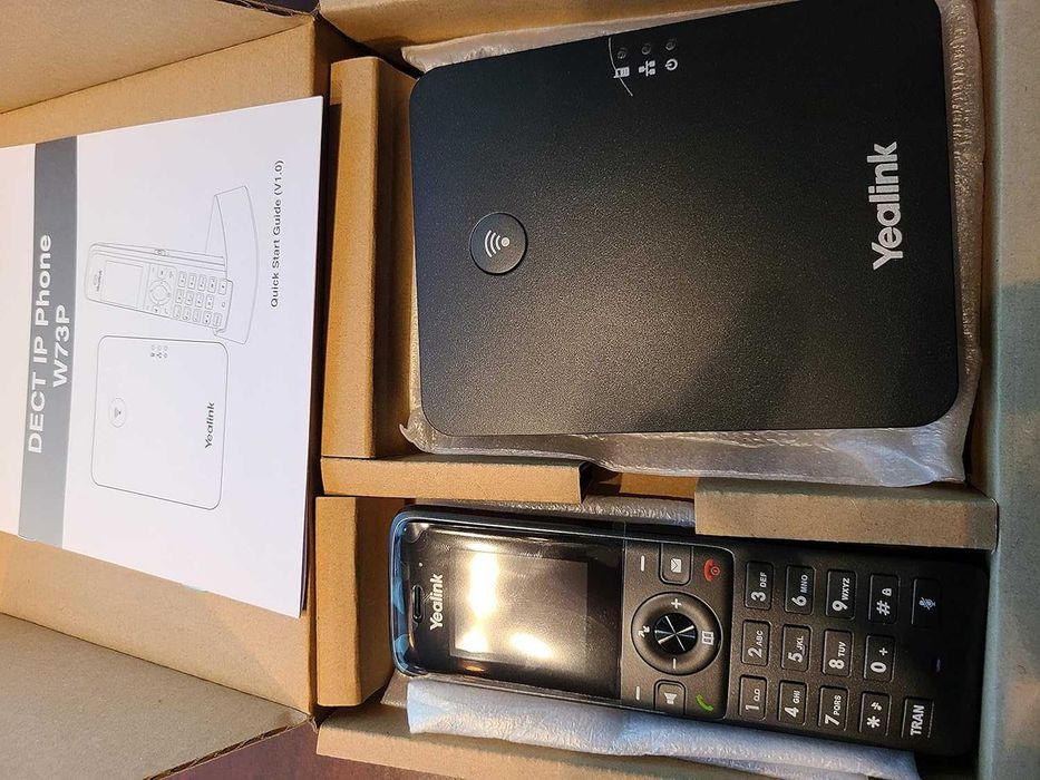 DECT IP телефон Yealink W73P