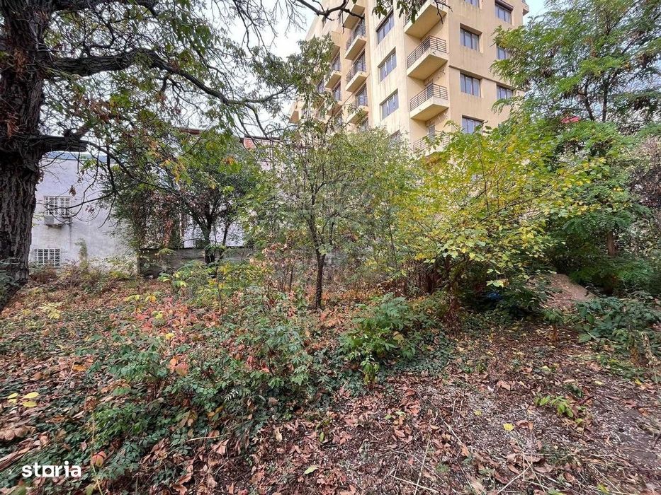 Teren Stefan Cel Mare | 200m Metrou | 1057 mp