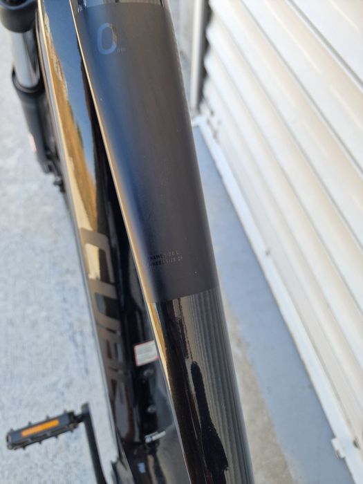 Продавам Cube Reaction Hybrid One 750