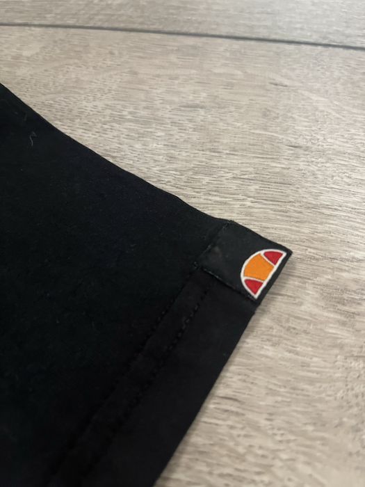 Тениска на ellesse