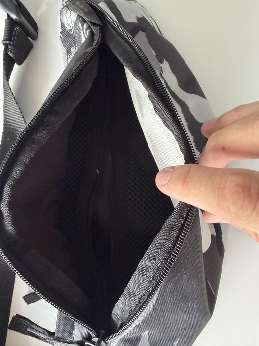 Чанта Nike Pro през рамо