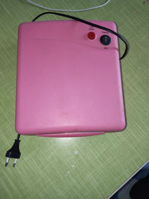 Продам лэд-лампу.