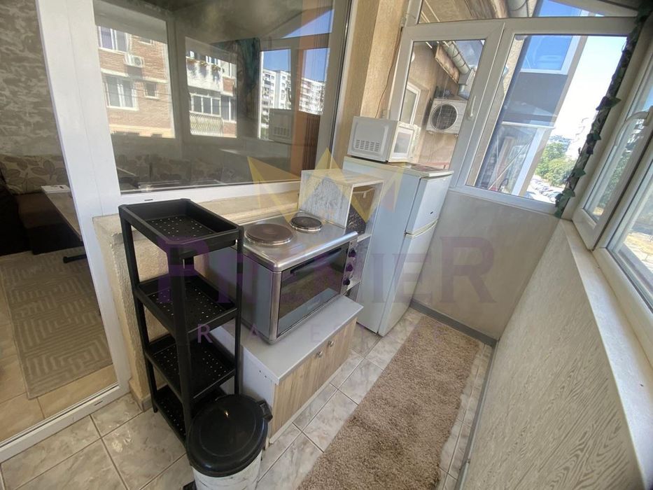 Дава се под наем Двустаен апартамент в Варна, Възраждане 1 - 45 кв.м за 408.51 € - Снимка #4