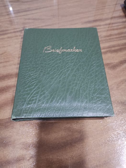 Класьори за марки