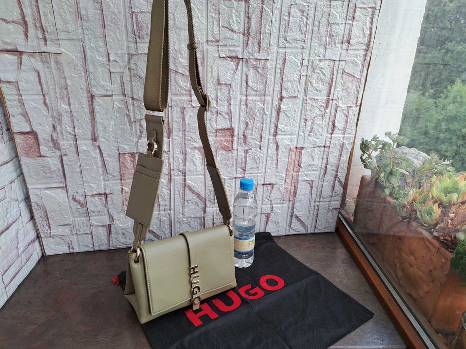 дамска чанта,HUGO,малка  чантичка,хуго