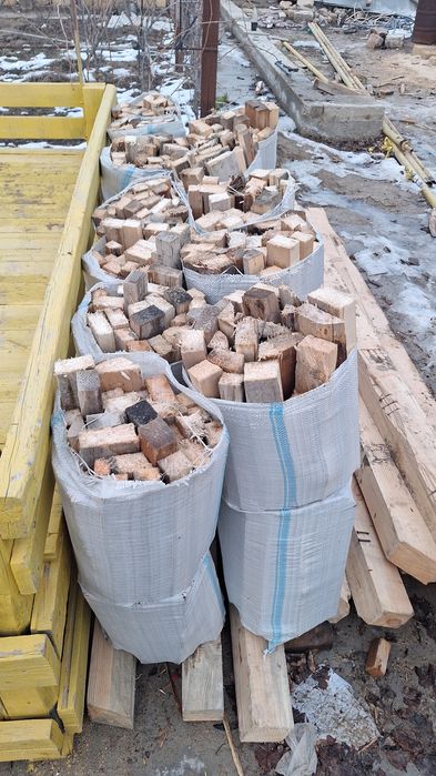 Дрова (Отын] плотных мешках