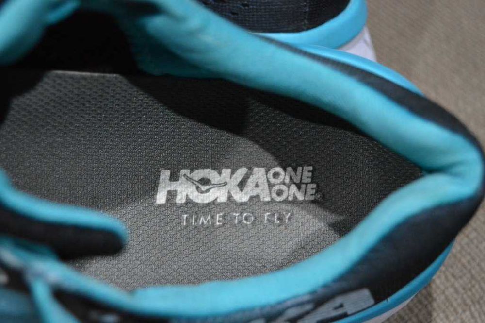 Hoka One One W Cavu Marimea 38 (23.5 cm) - Stare Foarte Buna