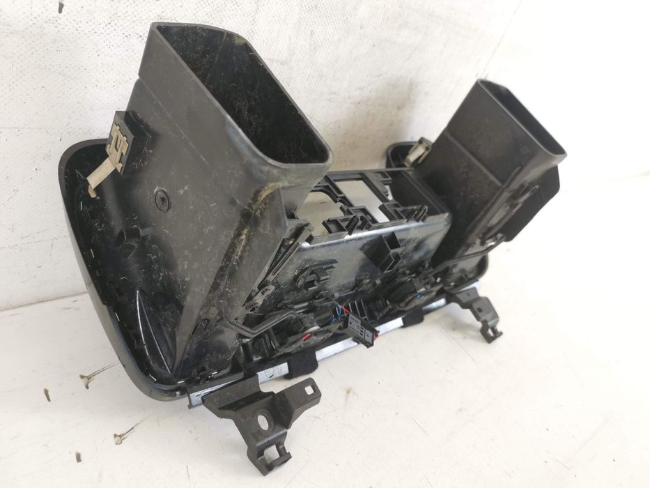 Декоративен Елемент Арматурно Табло Решетка Вентилация Мерцедес-Бенц Г