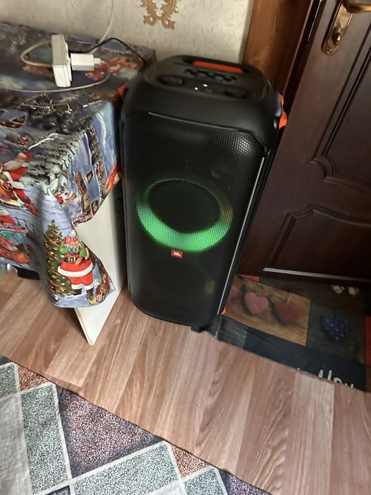 JBL PARTYBOX 710 черный