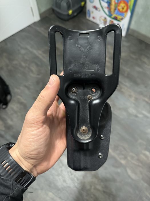 Кобур CZ-75B и холдър за пълнител