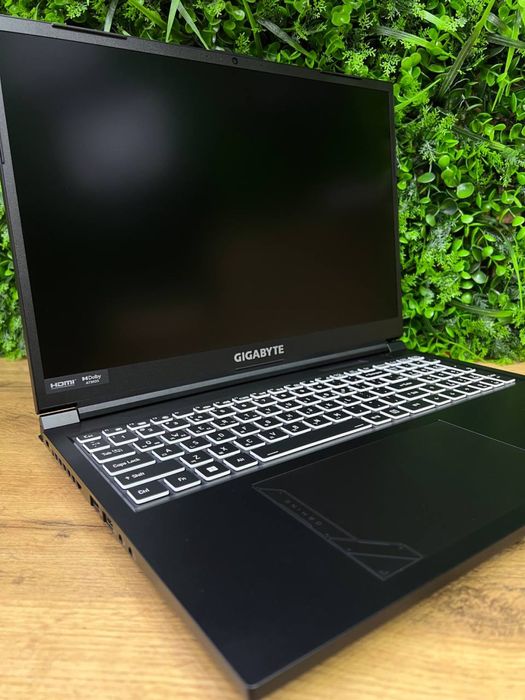 Gigabyte G6/i7-13700H/16/1tb/rtx4060