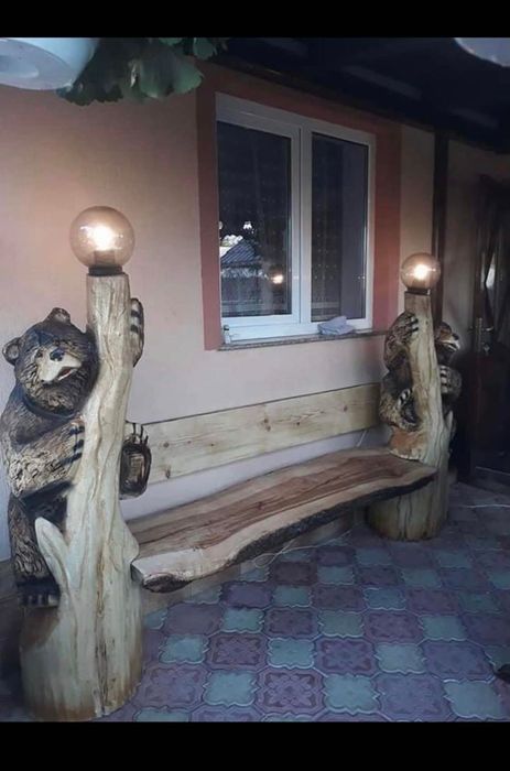 Mese, banci din lemn masiv , sculpturi in lemn