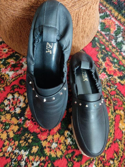 Продаю осенний туфли от фирмы Magza