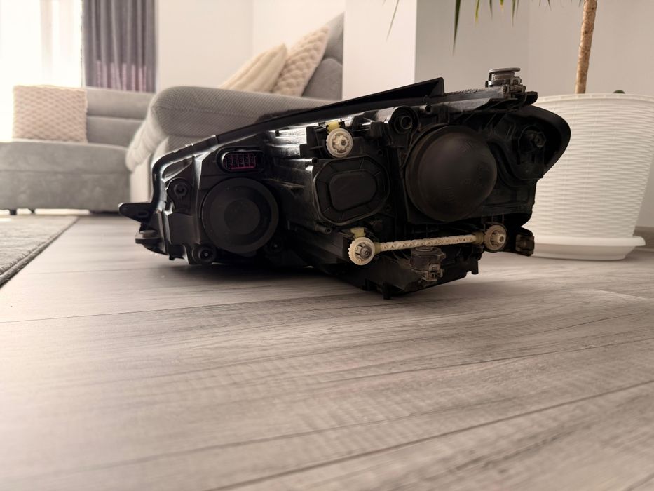 Faruri HELLA 5G1 941 005 D Volkswagen Golf 7 2019