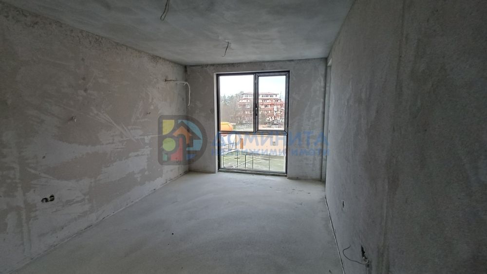 Продава се Тристаен апартамент в Царево - 103 кв.м за 679 €/кв.м - Снимка #1