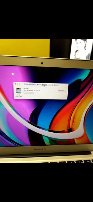 MakBook Air 13 inci .8giga ram.2014