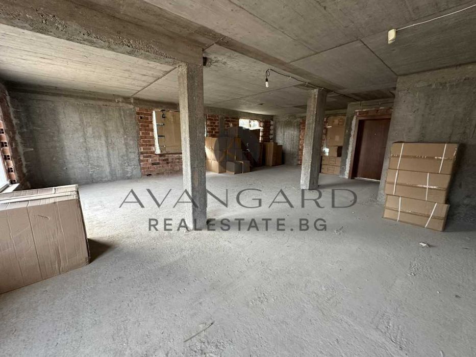 Продава се Къща в с. Царацово, Област Пловдив - 438 кв.м за 953 €/кв.м - Снимка #4