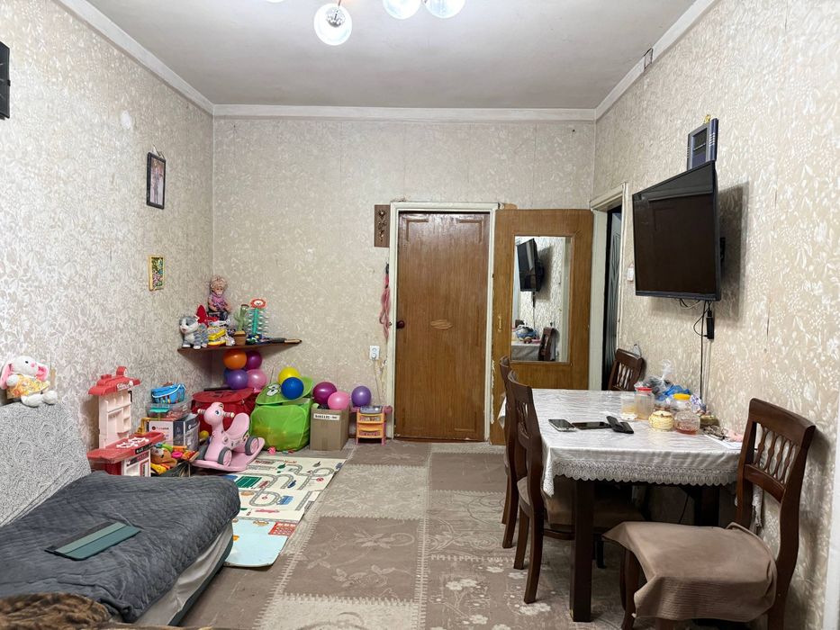 3/3/4, школа -212,массив Панельный, можно под Ипотеку