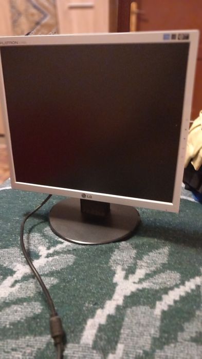 Monitor LCD LG Flatron L1752S