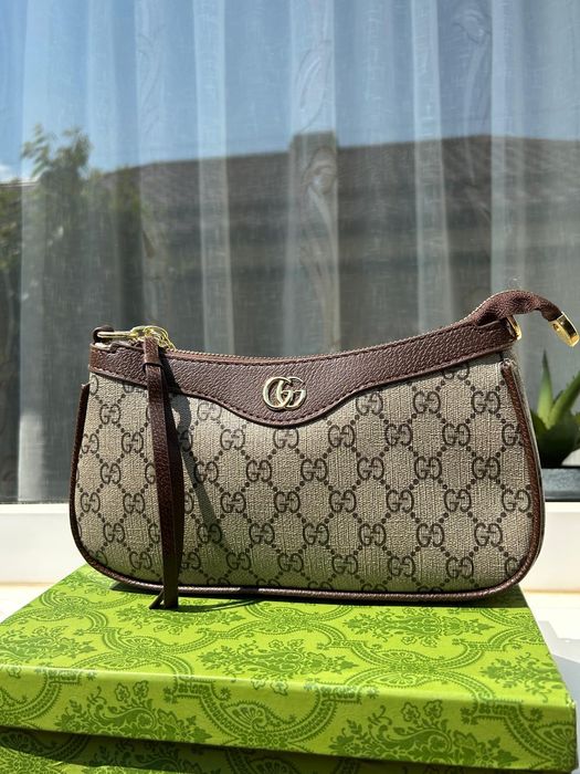 Vand geanta Gucci