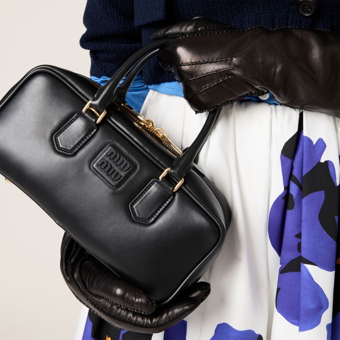 Miu miu дамска чанта