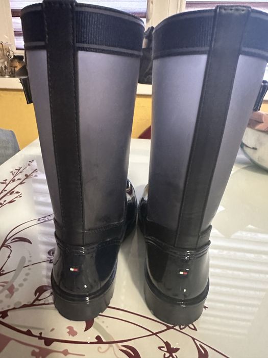 Томи Хилфигер ботуши